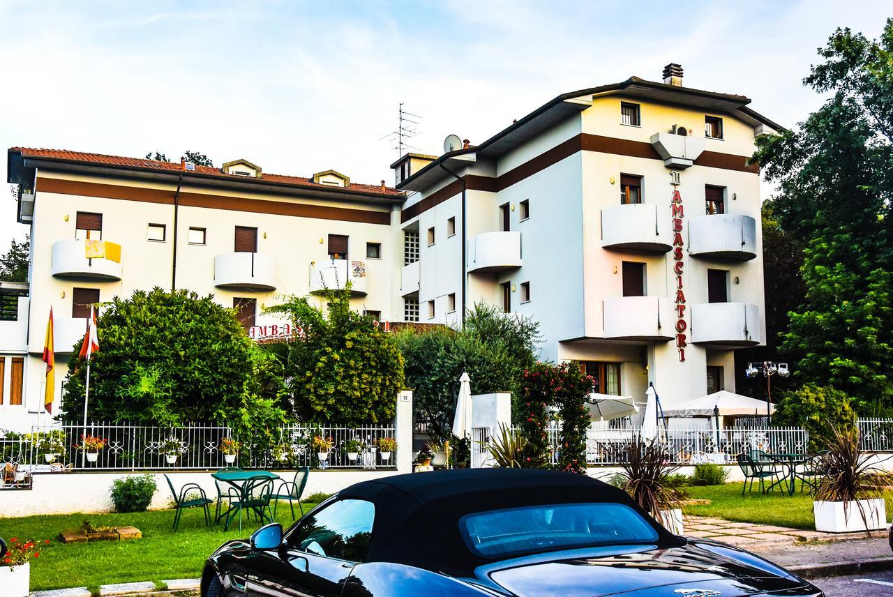 Hotel Ambasciatori Castrocaro Terme Exterior photo